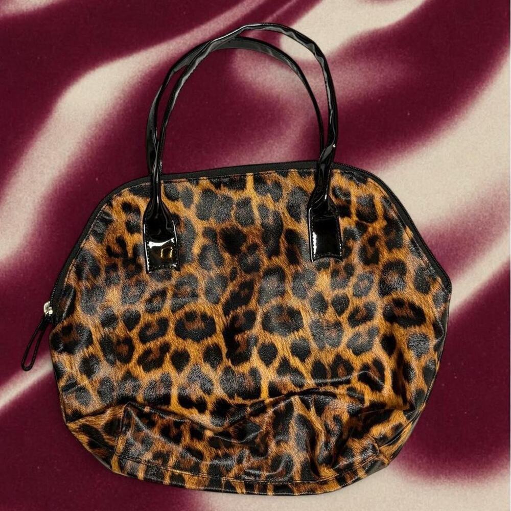 Vintage elizabeth arden leopard print